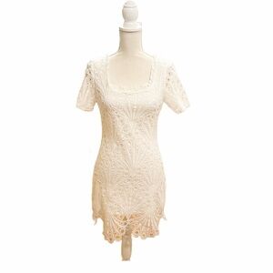 Beautiful White Lace dress size small
